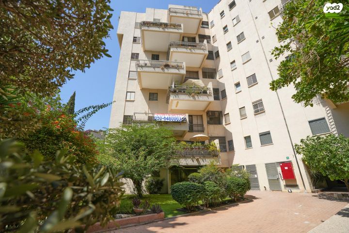 דירה, חטיבת גבעתי 1, קרית ויצמן, רעננה