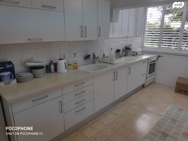 דירת גן, א.ד. גורדון, גני אילן, קרית אונו