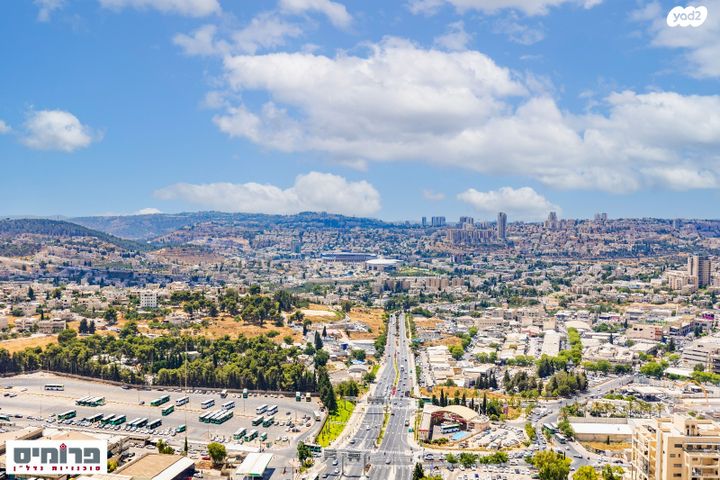 גג/ פנטהאוז, השופט חיים כהן, ארנונה, ירושלים