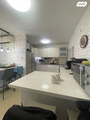 דירה, אגוז 7, קרית מיכה, חולון