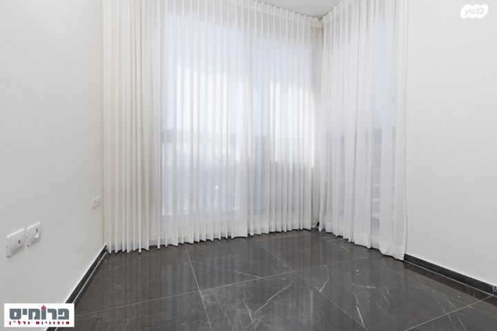 גג/ פנטהאוז, השופט חיים כהן, ארנונה, ירושלים