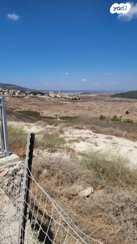 מגרשים, עין העמק