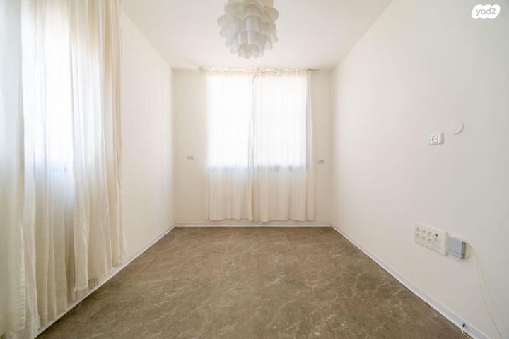 דירה, דגל ראובן, כפר גנים א, פתח תקווה