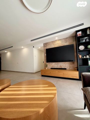 דירת גן, שאר העיר, מגדל העמק