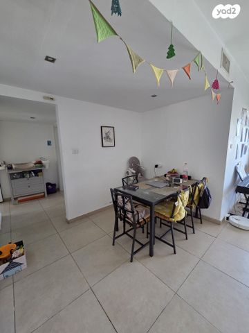 דירה, משה קהירי, באר שבע