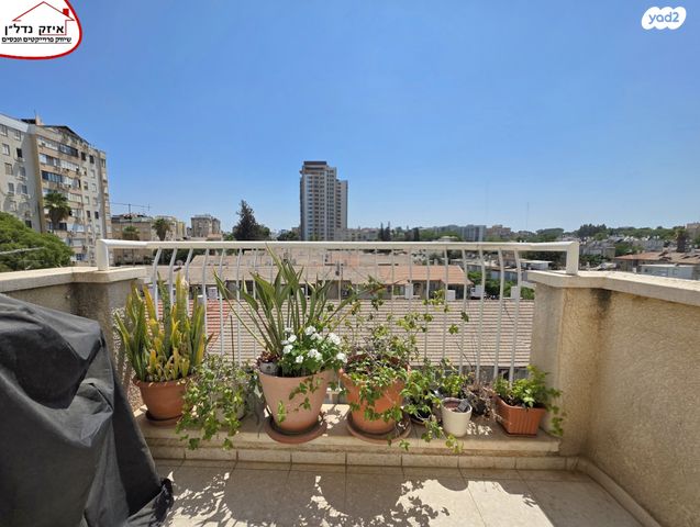 גג/ פנטהאוז, הרב יחבוב, לב המושבה / מרכז העיר, פתח תקווה