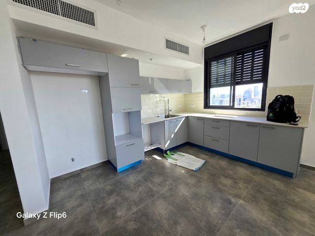 דירה, ראול ולנברג, תל אביב יפו