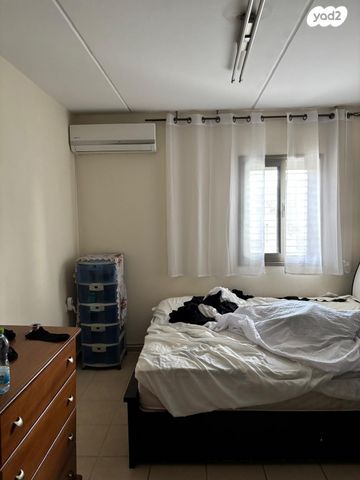 דירה, י.ל. פרץ, צור שלום, קרית ביאליק