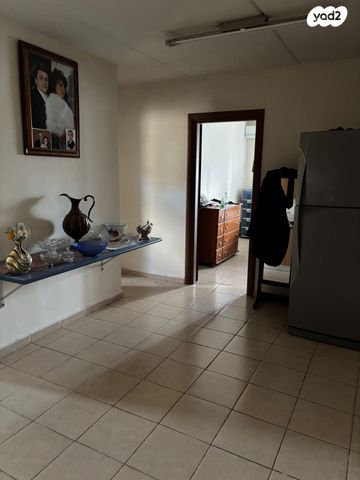 דירה, י.ל. פרץ, צור שלום, קרית ביאליק