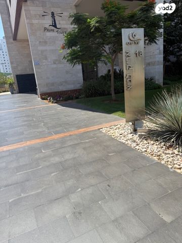 דירה, אריק לביא 18, עיר ימים, נתניה