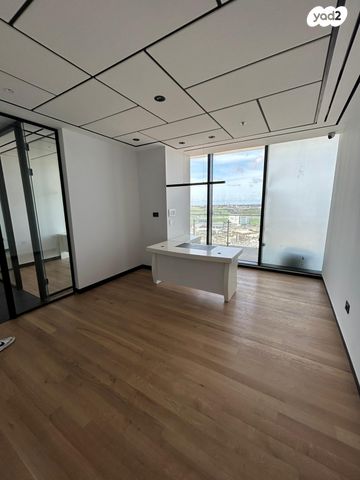 משרדים, פתח תקווה