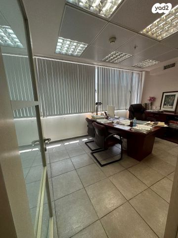 משרדים, חיפה