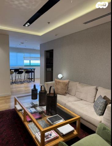 משרדים, אזור תעשיה, טירת כרמל