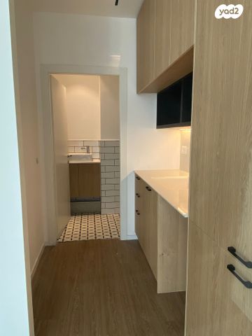 משרדים, פתח תקווה