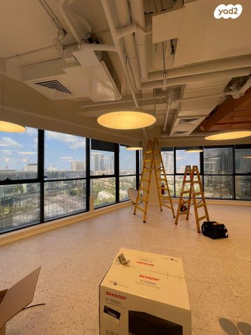 משרדים, דרך מנחם בגין, תל אביב יפו