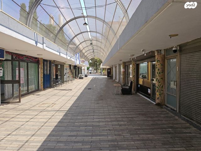 חנויות/ שטח מסחרי, התמר, יקנעם עילית