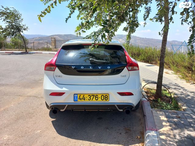 מודעת רכב וולוו V40