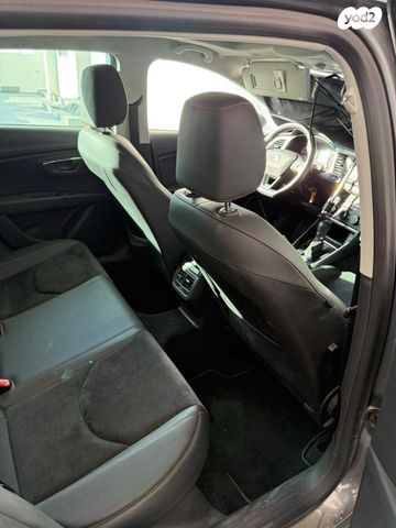 מודעת רכב סיאט לאון