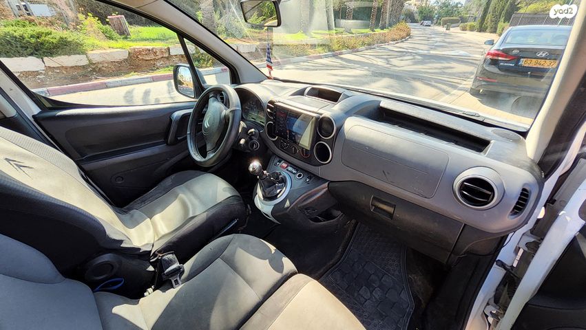 מודעת רכב סיטרואן ברלינגו