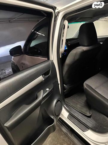 טויוטה היילקס