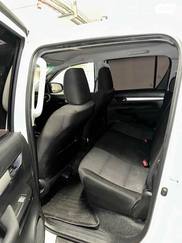 טויוטה היילקס