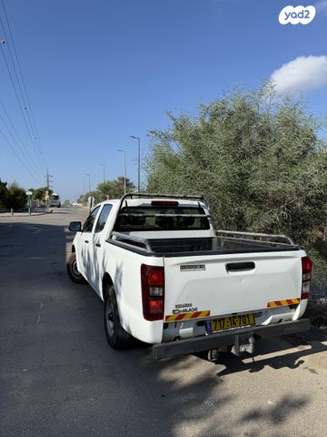 איסוזו די-מקס
