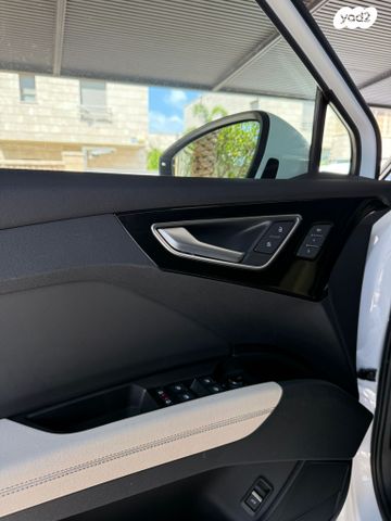 אאודי Q4 e-tron