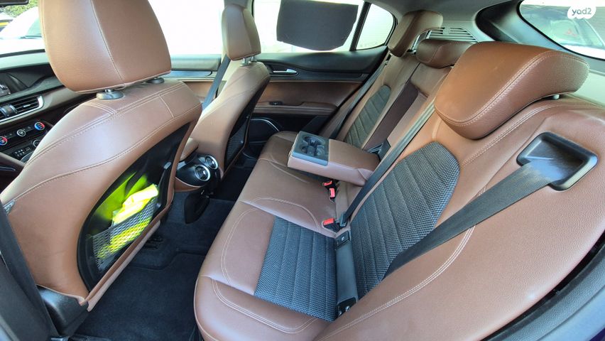 אלפא רומיאו סטלביו