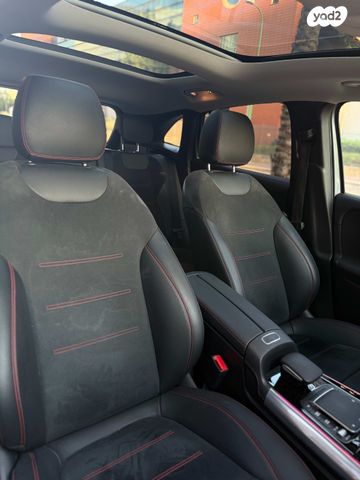 מרצדס-בנץ GLA