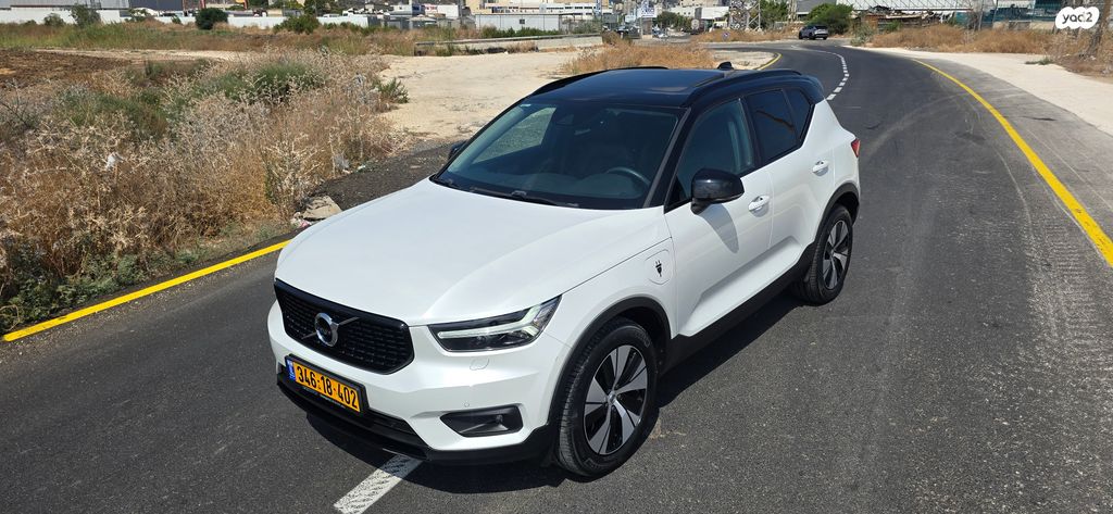 מודעת רכב וולוו XC40