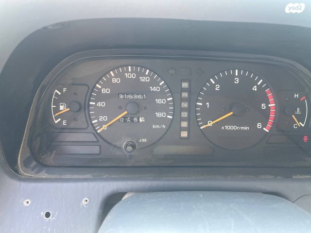 טויוטה לנד קרוזר