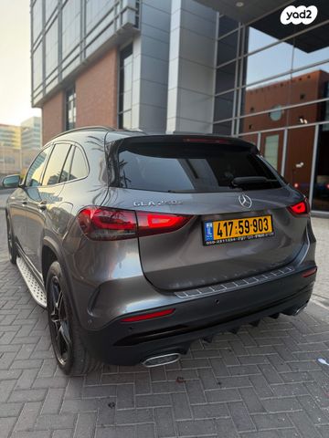 מרצדס-בנץ GLA