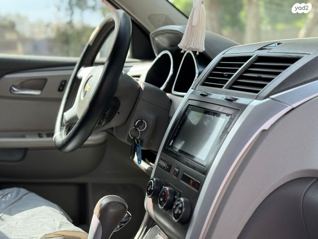 שברולט טראוורס