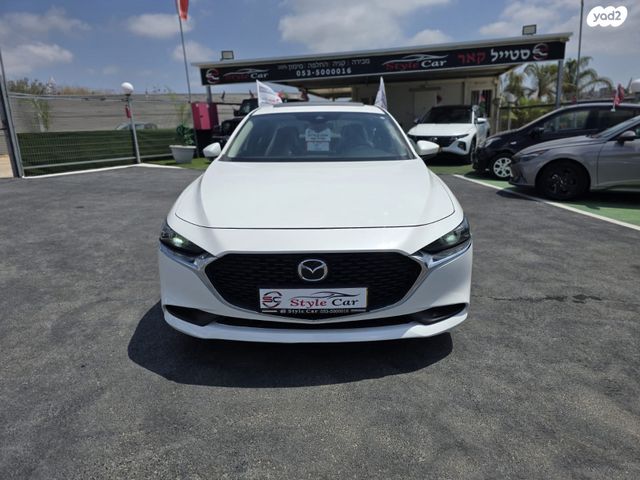מאזדה 3