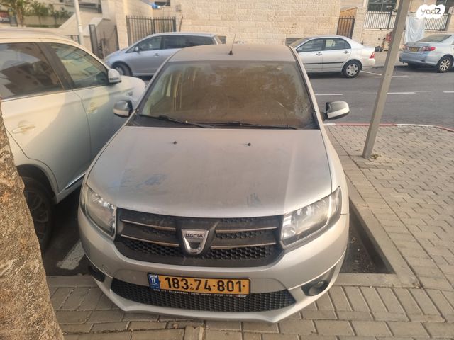 דאצ'יה לוגאן