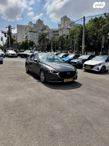מודעת רכב מאזדה 3 1