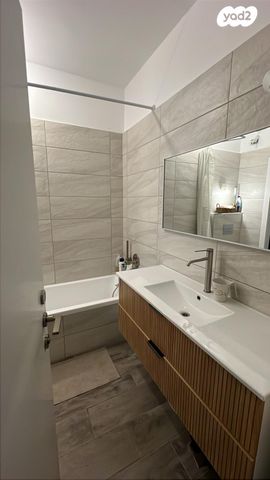 דירה, יגאל אלון 18, נחלת שמעון, בני ברק