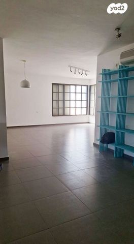 דירה, אחד העם 15, עיר, מרכז העיר, נהריה