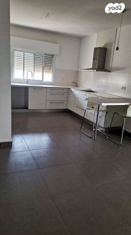 דירה, אחד העם 15, עיר, מרכז העיר, נהריה