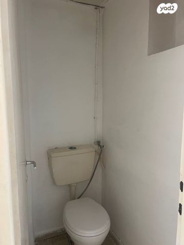 חנויות/ שטח מסחרי, בן יהודה 218, הצפון הישן - צפון, תל אביב יפו