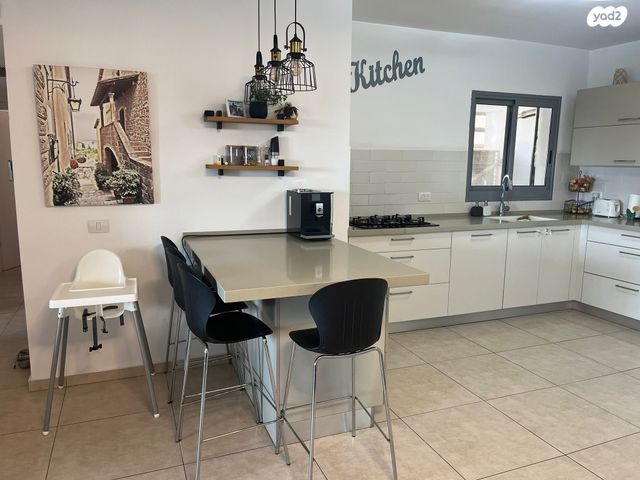 דירה, שביל התפוזים, רמת אמיר, קדימה צורן