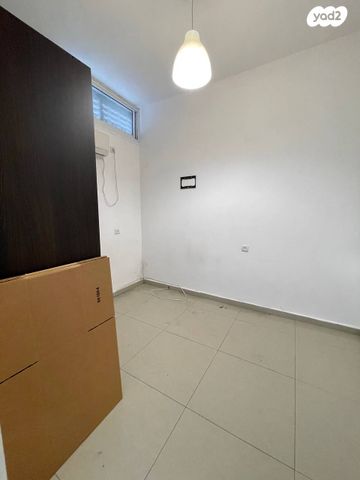 דירה, דרך עכו חיפה, מרכז העיר, סביניה, הוותיקה, קרית ביאליק