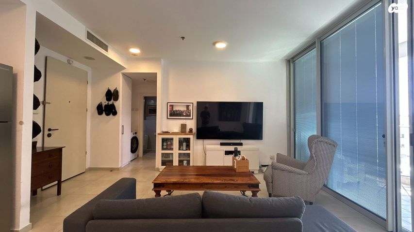 דירה, החשמונאים 100, גני שרונה, קרית הממשלה, תל אביב יפו