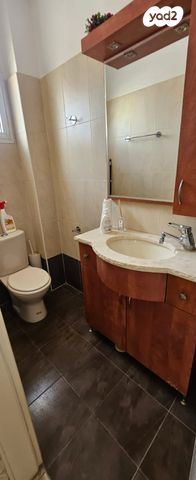 דירה, האשל, דובדבן הכפר, כפר סבא