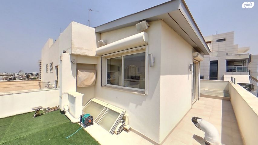 גג/ פנטהאוז, רמת השרון