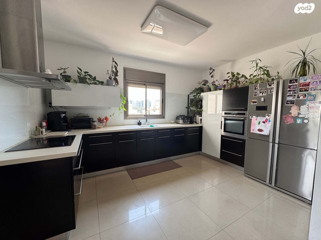 דופלקס, העצמאות, כפר גנים ג, פתח תקווה