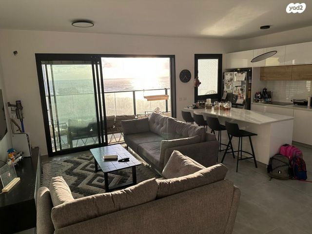 דירה, הקוממיות, דרום חדש, פארק הים, בת ים