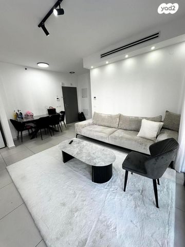 דירה, משה לוי, נאות שמיר, רמלה