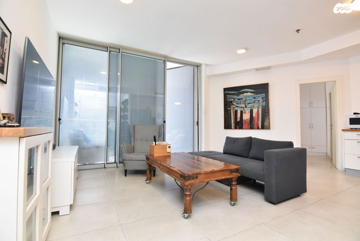 החשמונאים 100