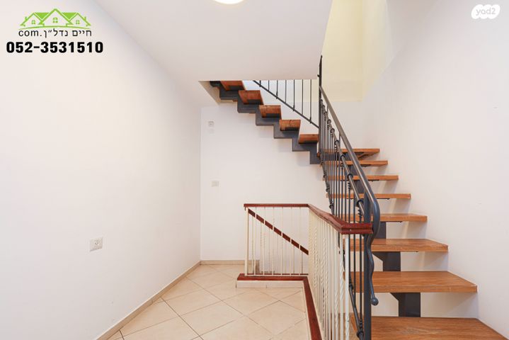 דו משפחתי, בית דגן